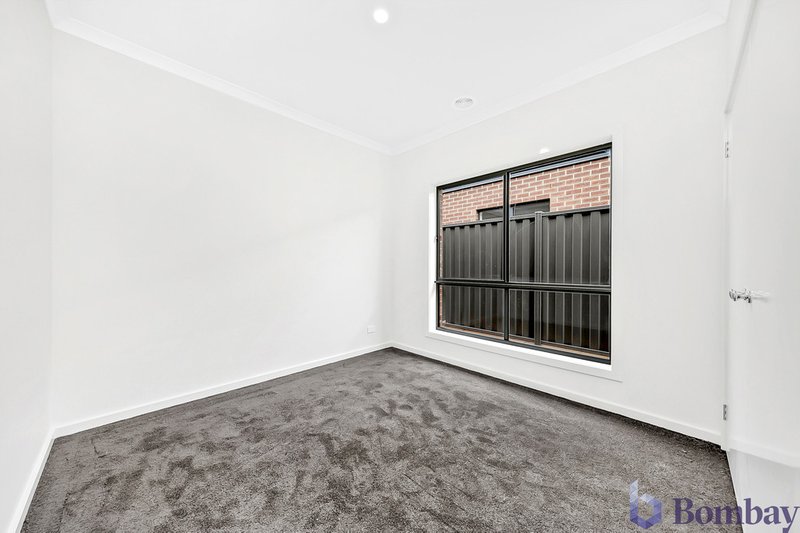 Photo - 1291 Edgars Road, Wollert VIC 3750 - Image 9