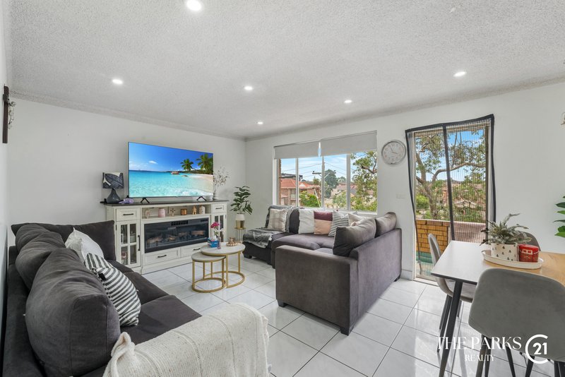 Photo - 12/92 Harris Street, Fairfield NSW 2165 - Image 2