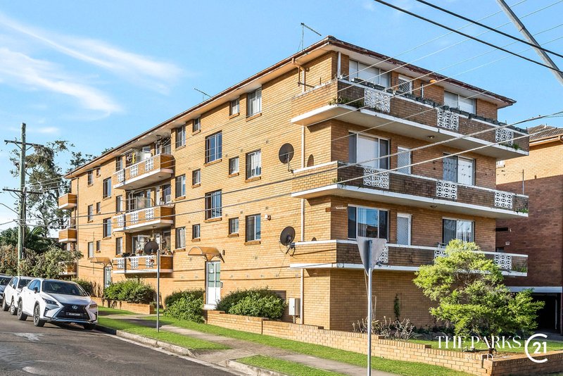 Photo - 12/92 Harris Street, Fairfield NSW 2165 - Image 1