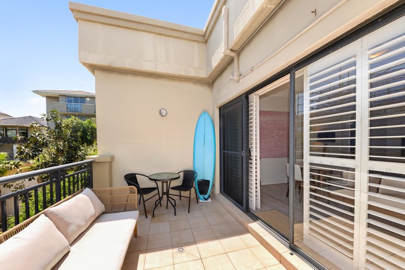 Photo - 12/94-98 Ramsgate Avenue, Bondi Beach NSW 2026 - Image 2