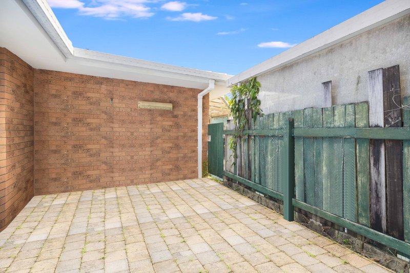 Photo - 12/96 Beerburrum Street, Battery Hill QLD 4551 - Image 6