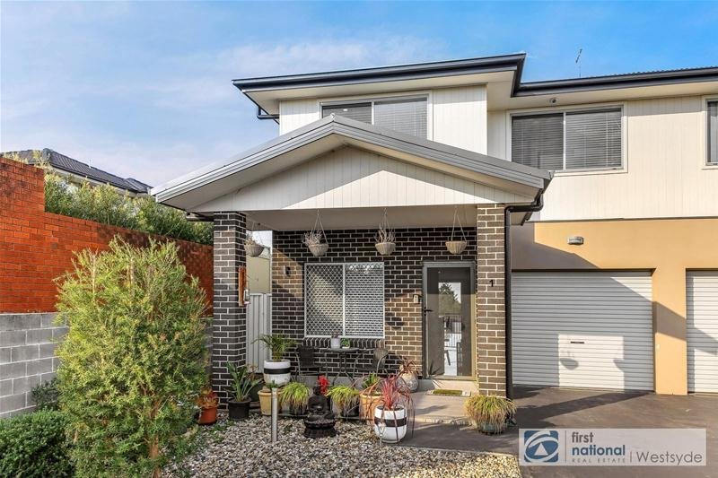 Photo - 1/299 Flushcombe Road, Blacktown NSW 2148 - Image 1