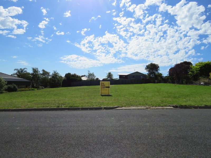 Photo - 12A & 12B Springwood Rise, Newlands Arm VIC 3875 - Image 3