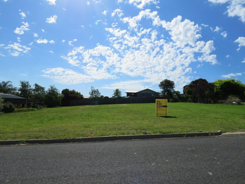 Photo - 12A & 12B Springwood Rise, Newlands Arm VIC 3875 - Image 7