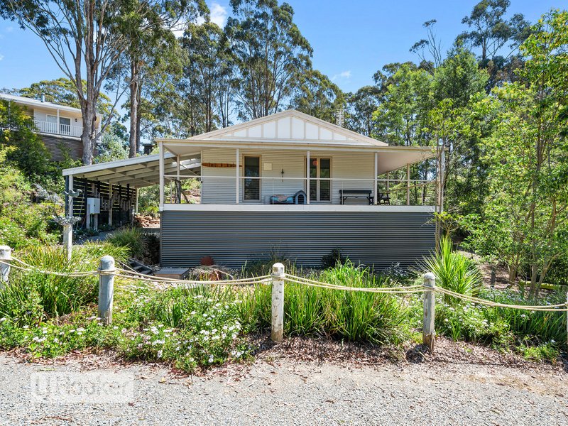 12a & b Banool Close, Metung VIC 3904