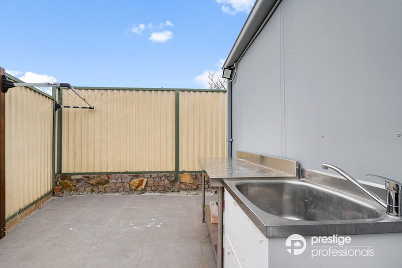 Photo - 12a Bratsell Street, Moorebank NSW 2170 - Image 6