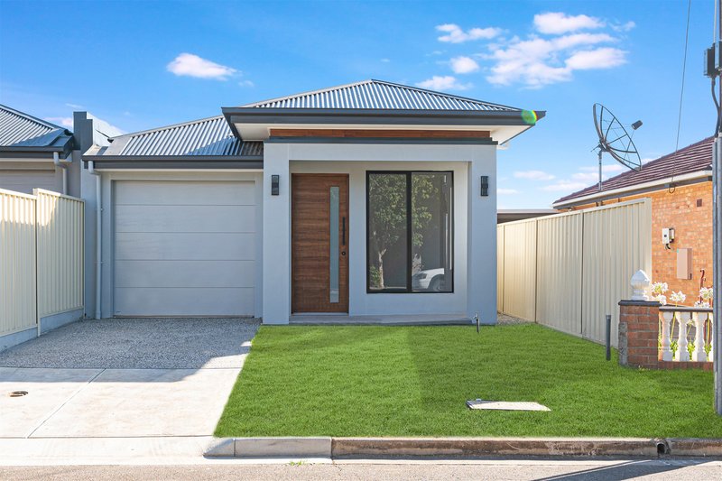 Photo - 12a Brooker Avenue, Campbelltown SA 5074 - Image 2