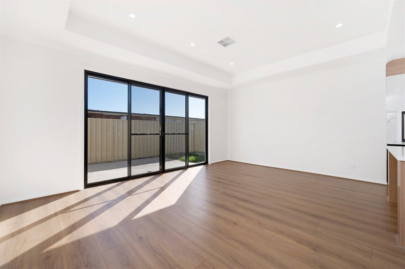 Photo - 12a Brooker Avenue, Campbelltown SA 5074 - Image 16