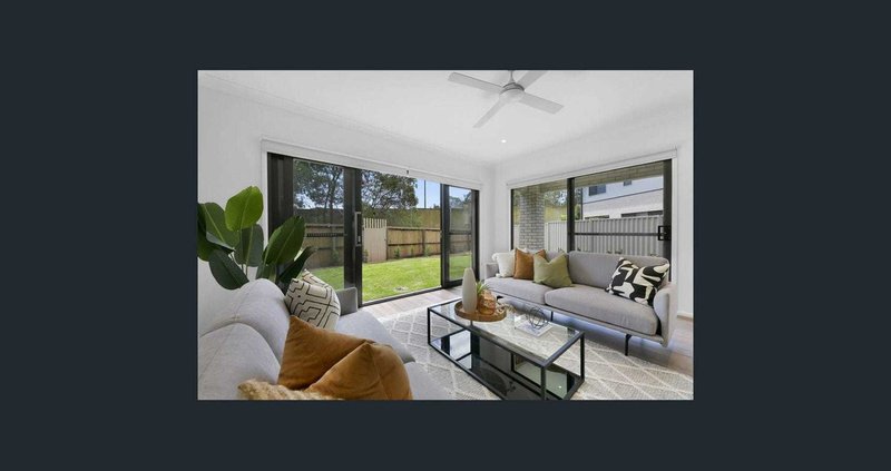 Photo - 12A Buring Court, Highland Park QLD 4211 - Image 2