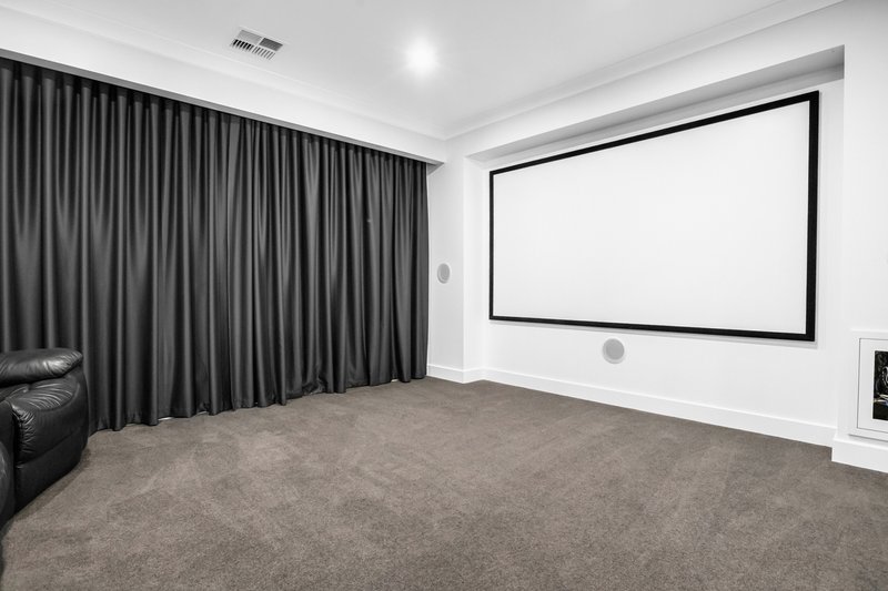 Photo - 12A Claremont Drive, Irymple VIC 3498 - Image 11