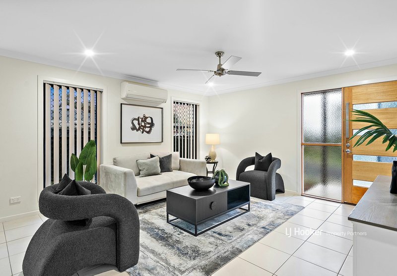 Photo - 12A Commodore Street, Sunnybank Hills QLD 4109 - Image 2