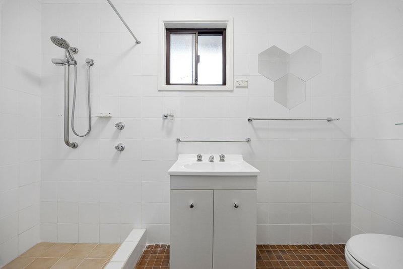 Photo - 12A Cross Street, Baulkham Hills NSW 2153 - Image 4