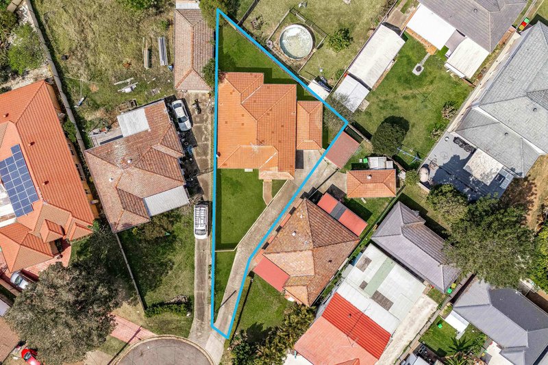 Photo - 12a Cunningham Crescent, Blacktown NSW 2148 - Image 11