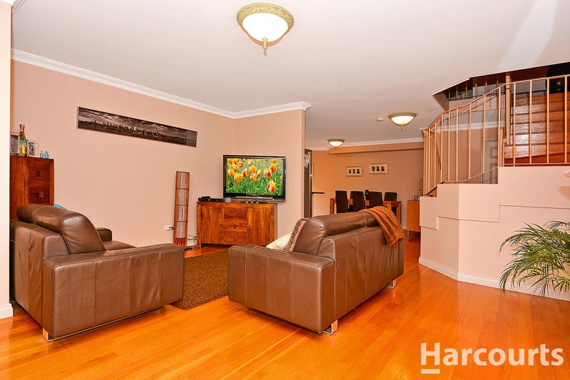 Photo - 12A Cyane Way, Currambine WA 6028 - Image 4