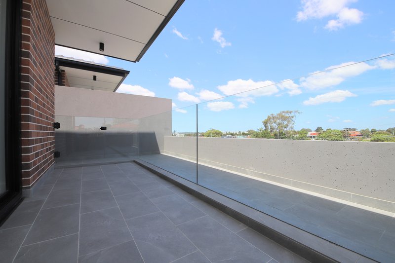 Photo - 12A Edward Street, Bankstown NSW 2200 - Image 11