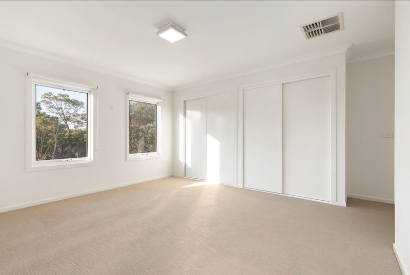 Photo - 12A Hemingford Road, Bentleigh East VIC 3165 - Image 4