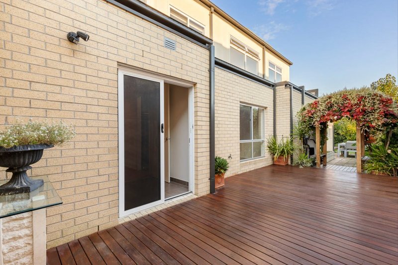 Photo - 12A Hemingford Road, Bentleigh East VIC 3165 - Image 6