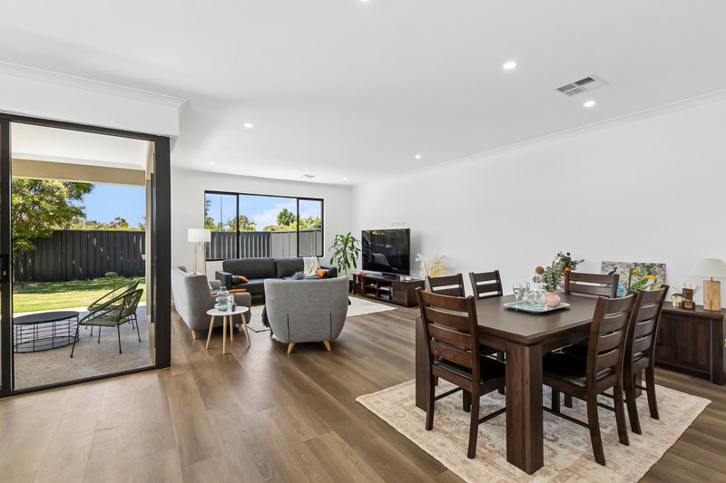 Photo - 12A Highview Terrace, Wilson WA 6107 - Image 4