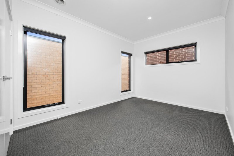 Photo - 12A Leigh Road, Croydon VIC 3136 - Image 6