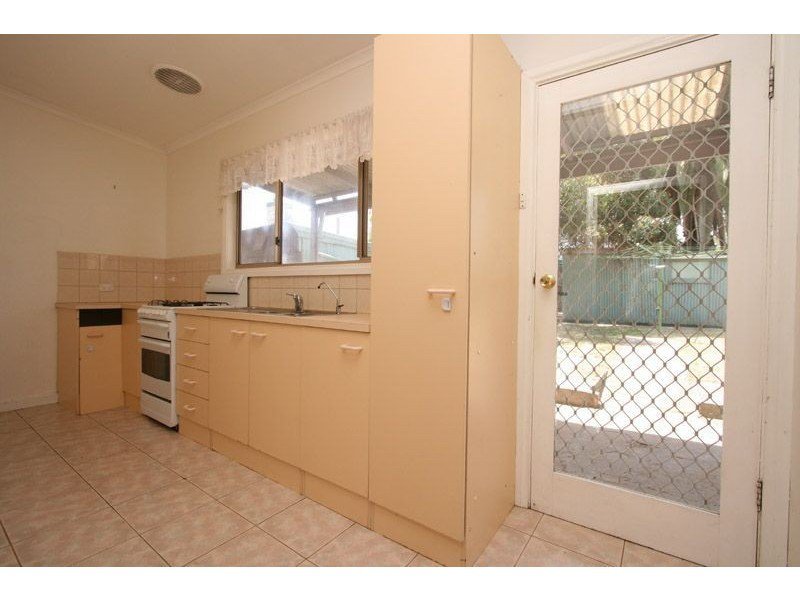 Photo - 12A Levi Street, Birkenhead SA 5015 - Image 4