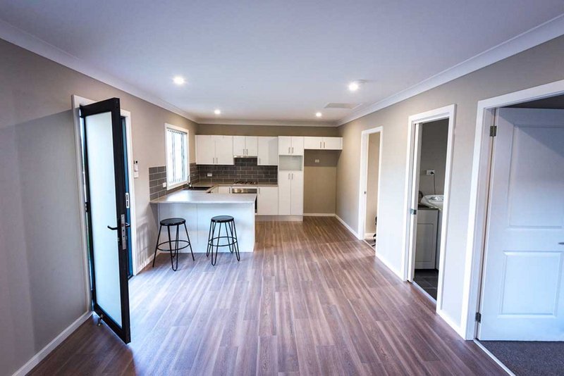 Photo - 12A Lock Avenue, Springfield NSW 2250 - Image 3