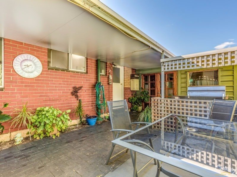 Photo - 12A Manning Road, Cannington WA 6107 - Image 19