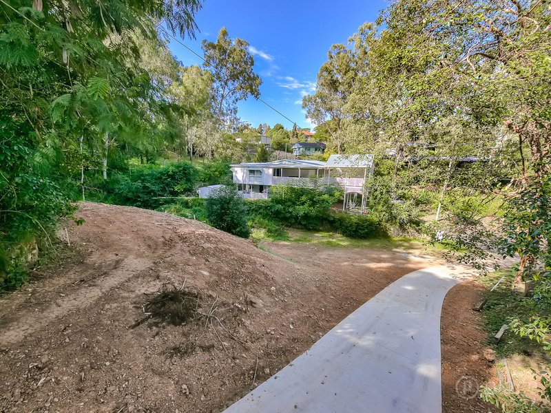 Photo - 12a Moriac Street, Moorooka QLD 4105 - Image 2