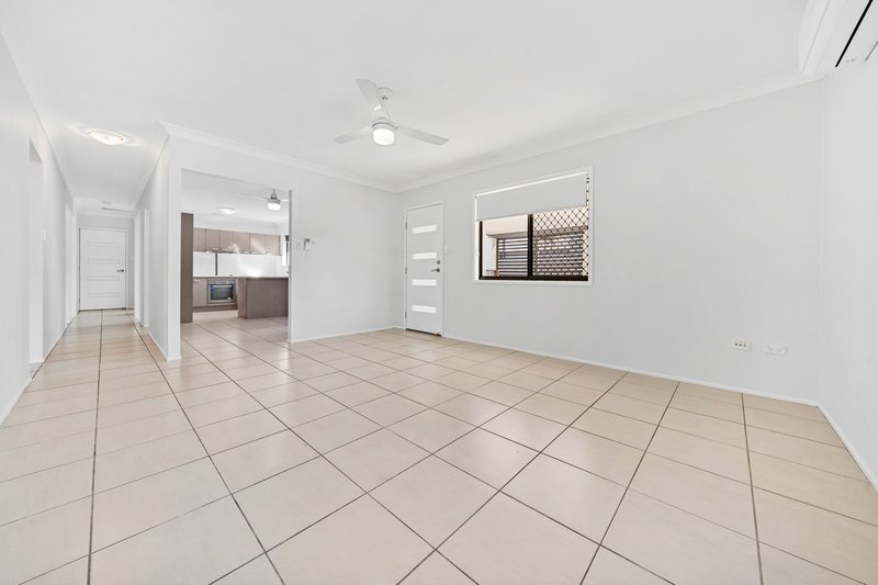 Photo - 12a Oak Street, Shailer Park QLD 4128 - Image 3