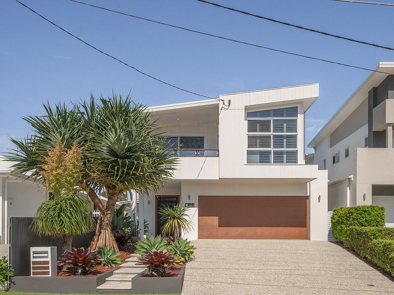 Photo - 12A Palmtree Avenue, Scarborough QLD 4020 - Image 3