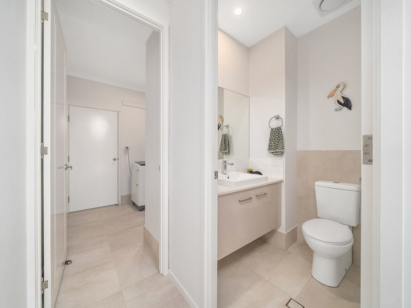 Photo - 12A Palmtree Avenue, Scarborough QLD 4020 - Image 24