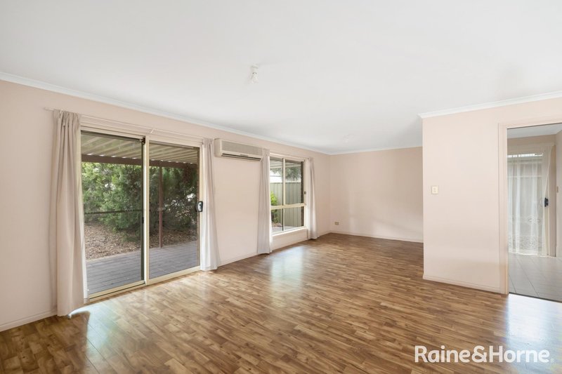 Photo - 12A Ramsay Avenue, Seacombe Gardens SA 5047 - Image 2