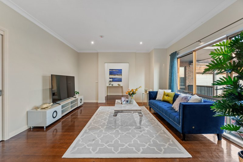 Photo - 12A Talbett Street, Burwood VIC 3125 - Image 2