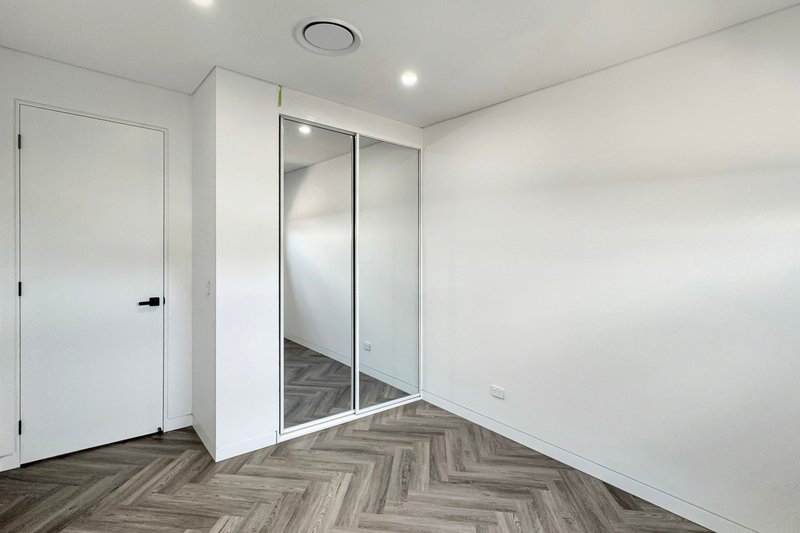 Photo - 12A William Street, St Marys NSW 2760 - Image 9