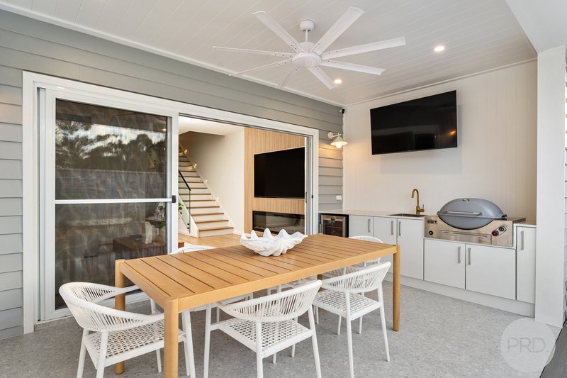 Photo - 1/2B Bagnall Avenue, Soldiers Point NSW 2317 - Image 20