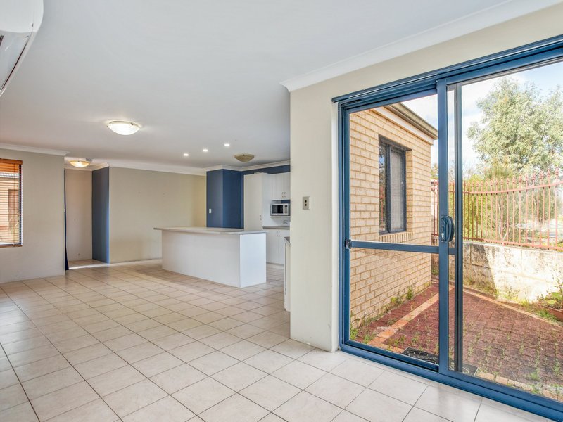 Photo - 12B Hourn Way, Canning Vale WA 6155 - Image 9