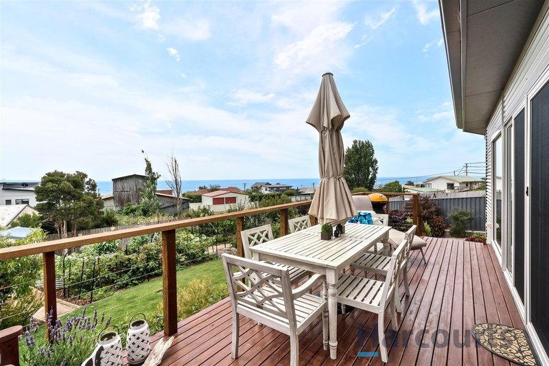 Photo - 12B Seaside Crescent, Penguin TAS 7316 - Image 14