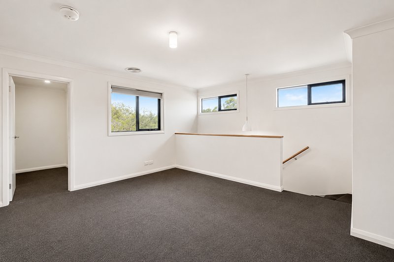 Photo - 12B Wyuna Parade, Belmont VIC 3216 - Image 6