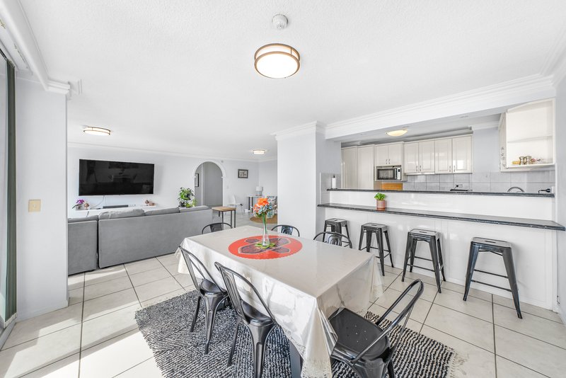 Photo - 12B/2 Riverview Parade, Surfers Paradise QLD 4217 - Image 8