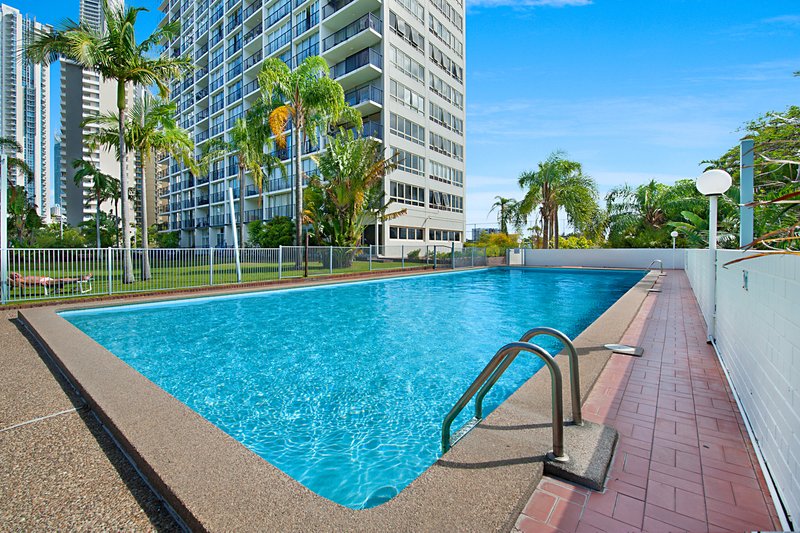 Photo - 12B/2 Riverview Parade, Surfers Paradise QLD 4217 - Image 15