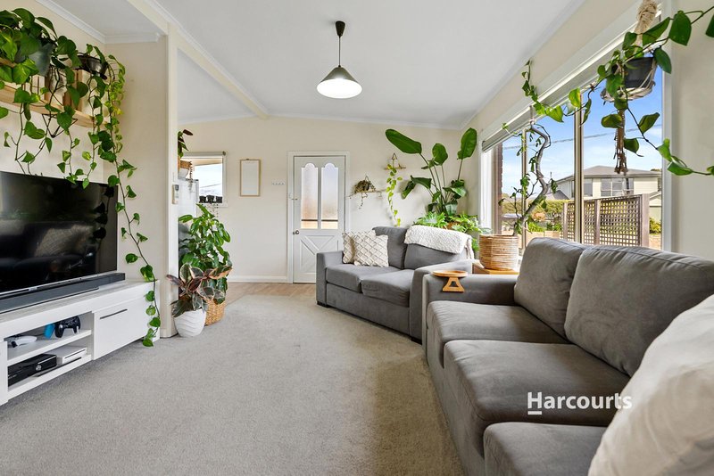 Photo - 1/2C Moore Street, Ulverstone TAS 7315 - Image 2