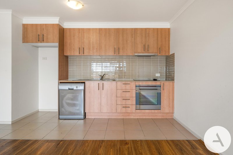 Photo - 12C/21 Beissel Street, Belconnen ACT 2617 - Image 4