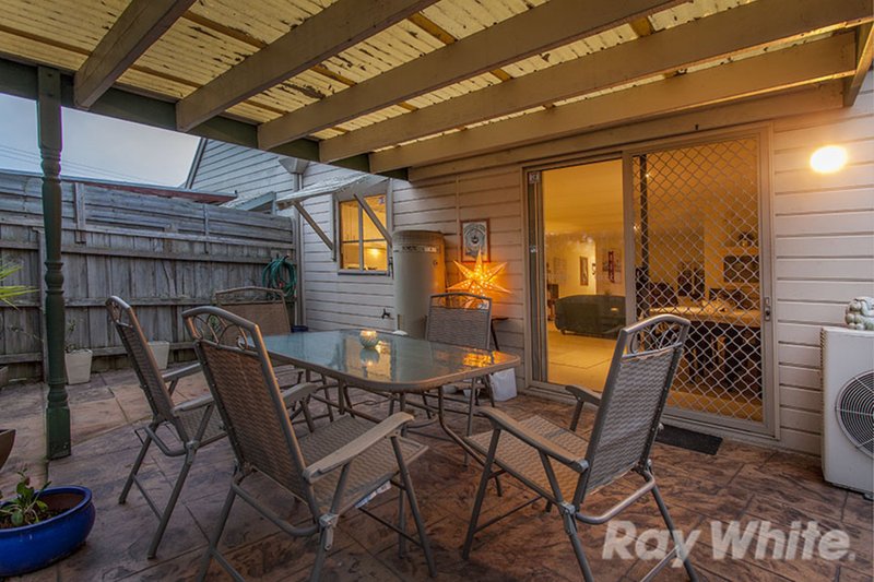 Photo - 1/2D Charnfield Crescent, Noble Park VIC 3174 - Image 14