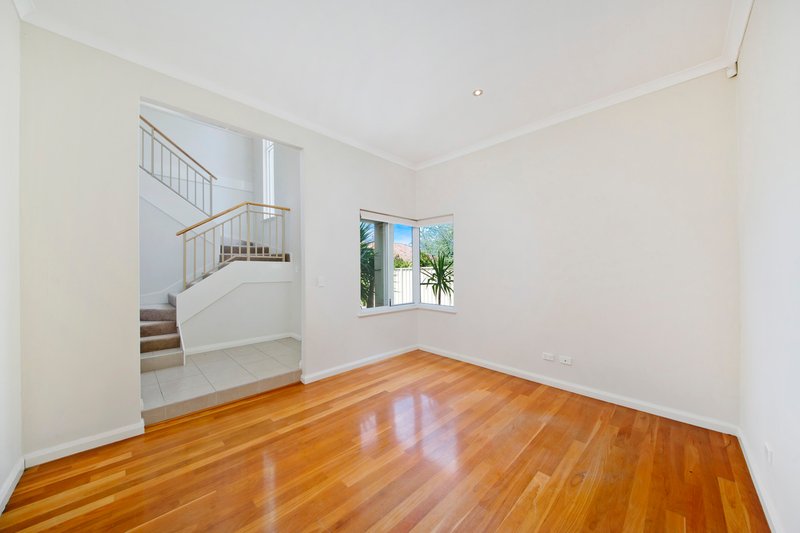 Photo - 12D Hill Street, Innaloo WA 6018 - Image 4