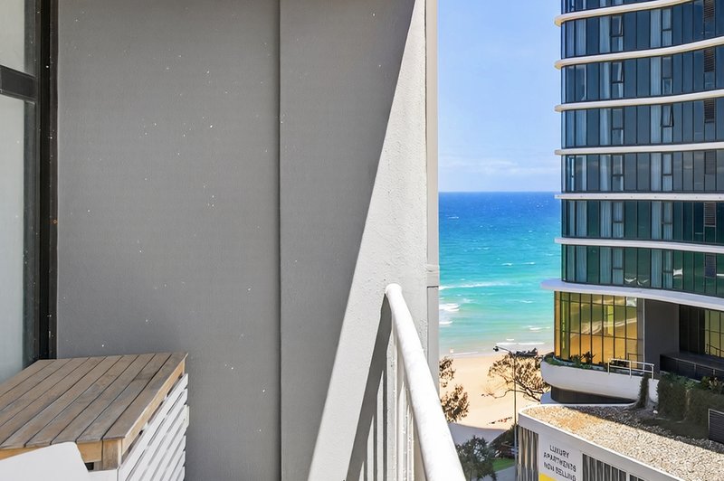 Photo - 12E/3277 Surfers Paradise Boulevard, Surfers Paradise QLD 4217 - Image 15