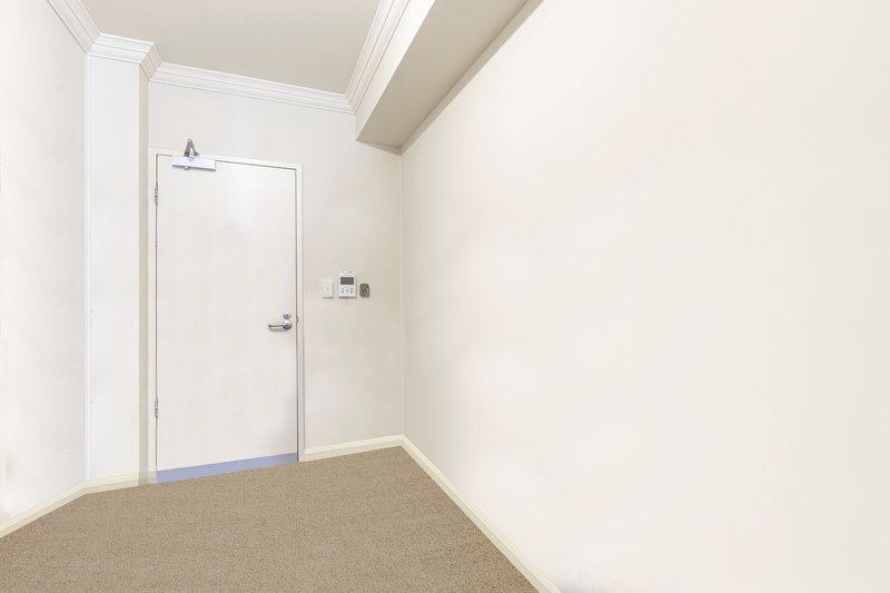 Photo - 12E/811 Hay Street, Perth WA 6000 - Image 8