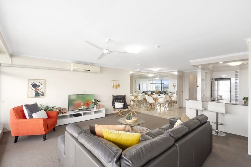 Photo - 12f/33 Thornton Street, Surfers Paradise QLD 4217 - Image 4