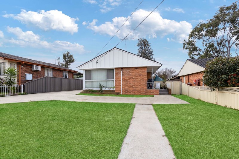 Photo - 13 & 13A Athel Street, North St Marys NSW 2760 - Image 12