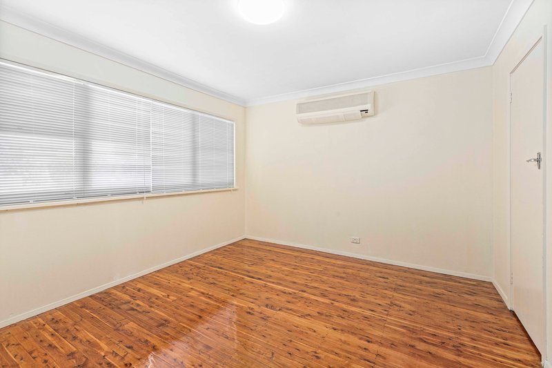 Photo - 13 & 13a Brooker Street, Colyton NSW 2760 - Image 5