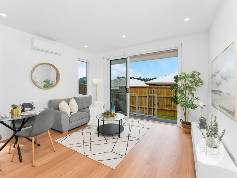 Photo - 13 &13A Skyline Street, Menangle Park NSW 2563 - Image 22