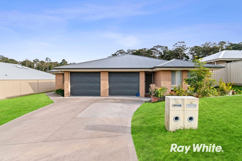 13 & 13A Wagtail Crescent, Batehaven NSW 2536